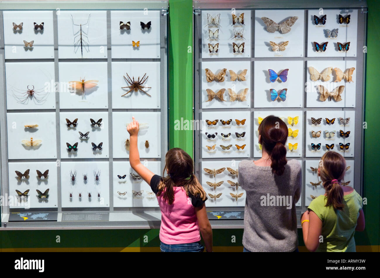 Mother and daughters at Montreal Insectarium, Botanical Gardens