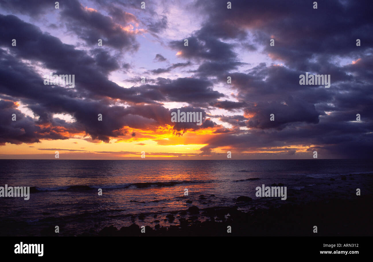 Rocky beach view evening sea hi-res stock photography and images - Alamy