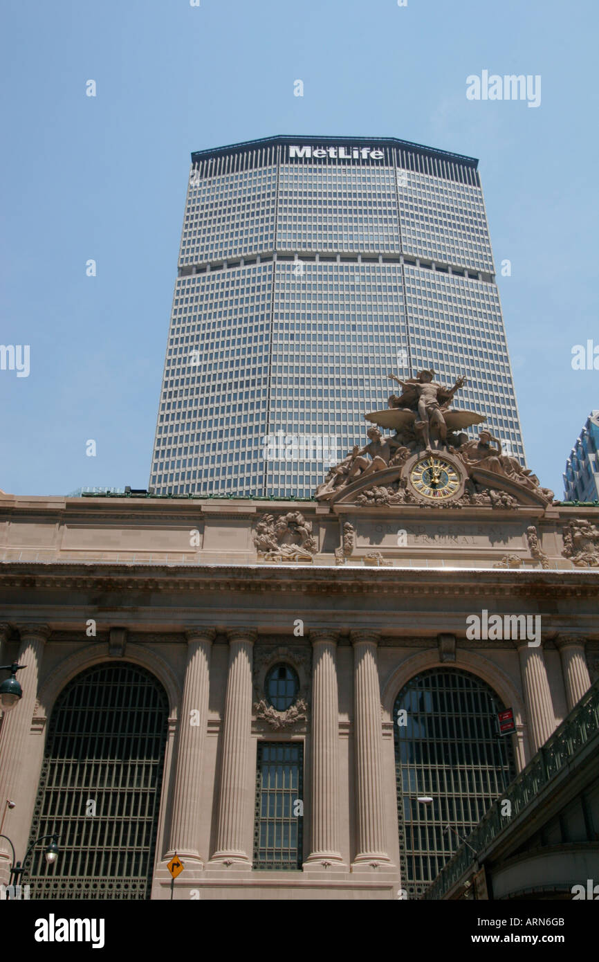 The Met Life Building and Grand Central Terminal in New York Stock Photo