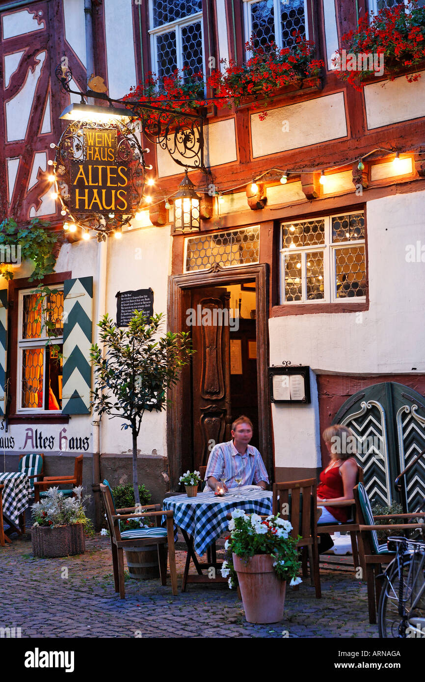 A cosy restaurant called Old House, Bacharach on the Rhine, Rheinland-Pfalz, Germany Stock Photo