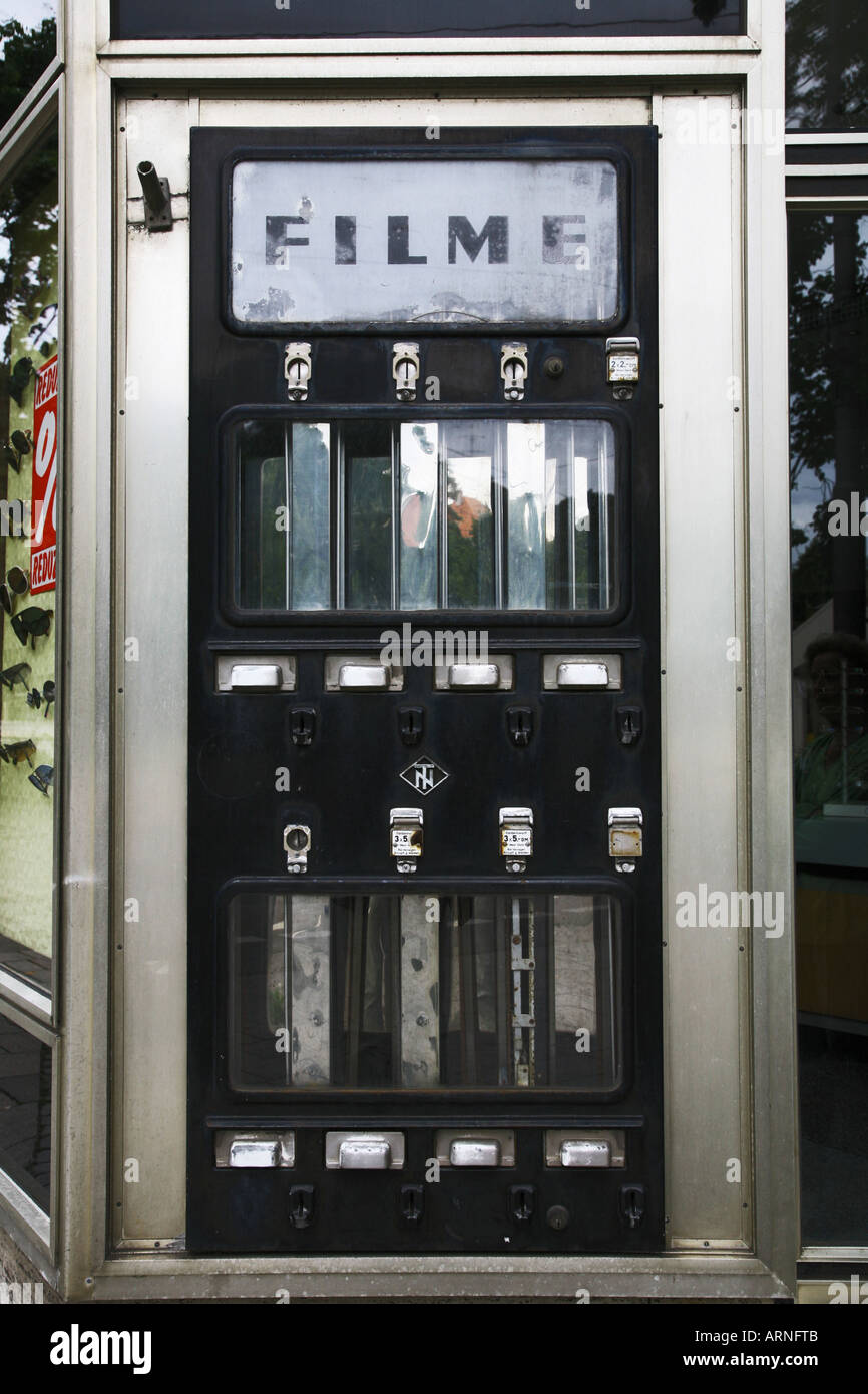 Old vending machine for films Stock Photo Alamy