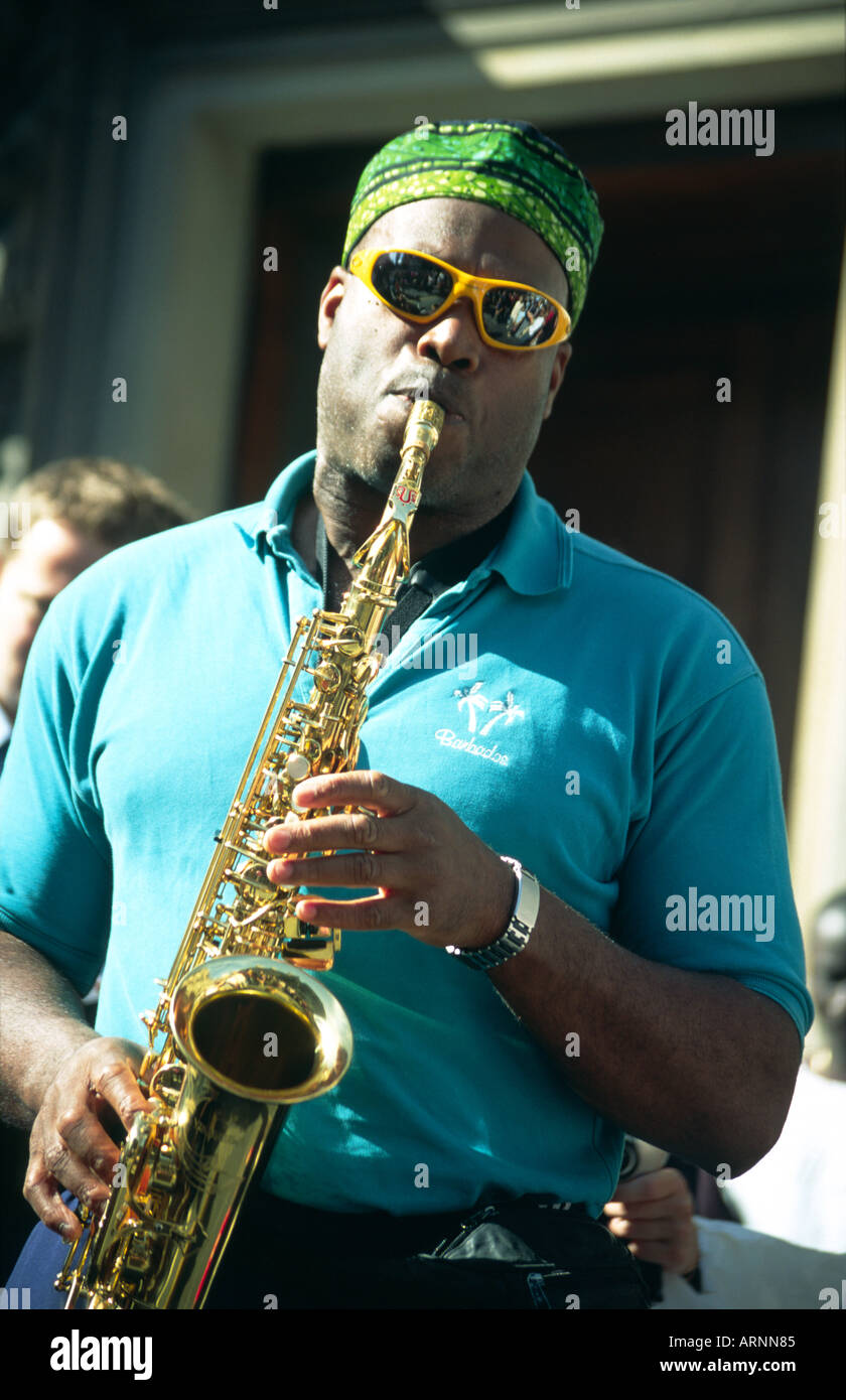 Saxophone player at the Edinburgh Festival Fringe, Scotland, UK. Stock Photo