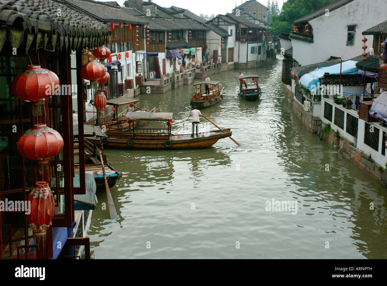 Lantern boats on canal hi-res stock photography and images - Alamy