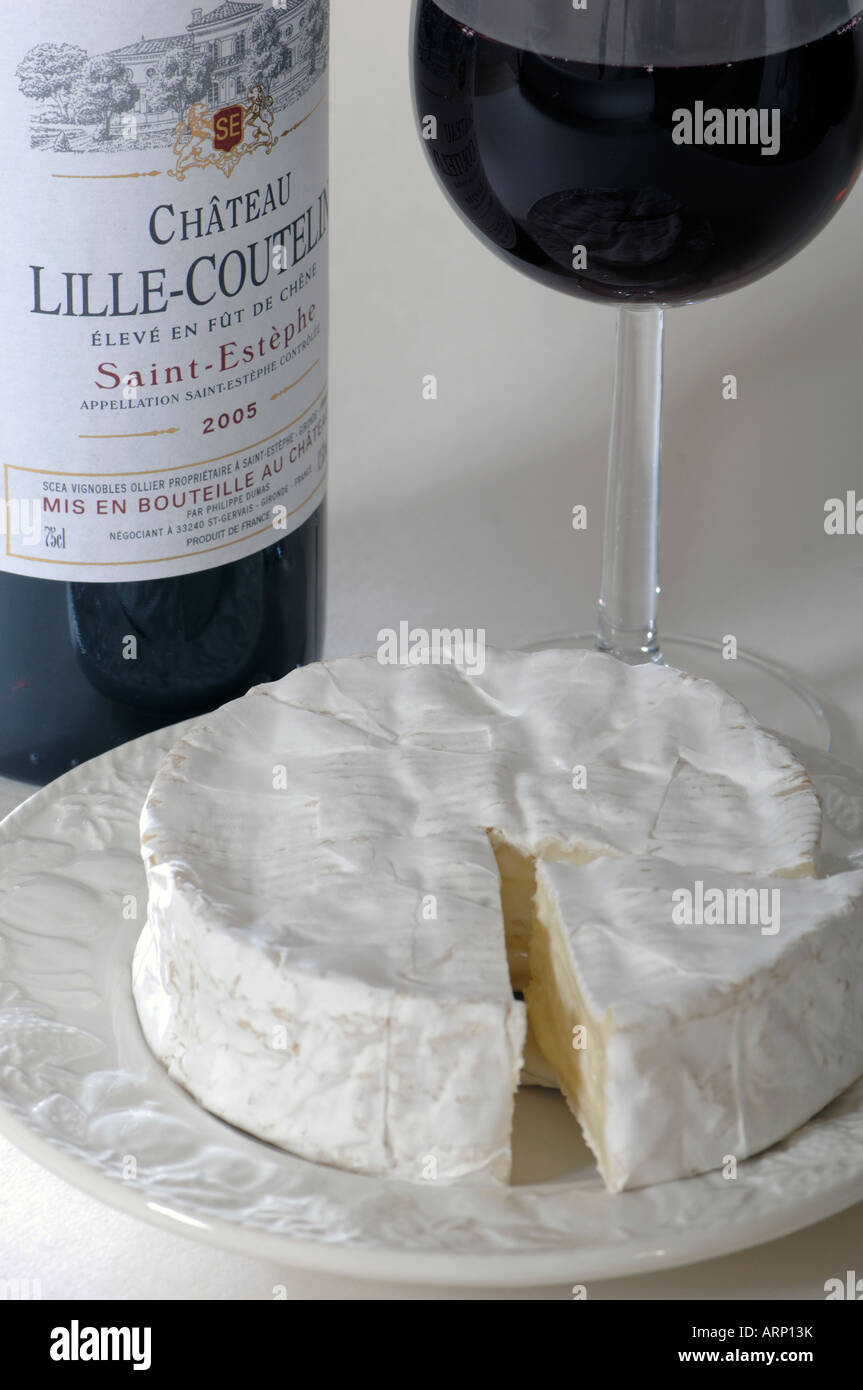 Camembert cheese made in Normandy, France Stock Photo Alamy