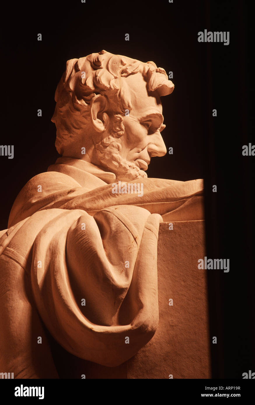 USA, Washington, DC,  Lincoln Monument with profile of Thomas Jefferson on back of head. Stock Photo