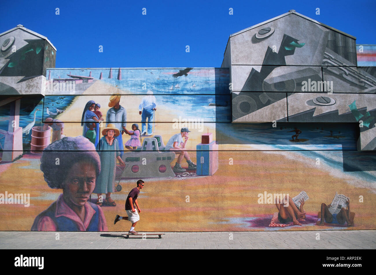 USA, California, Los Angeles, longboard skater at Venice Beach Stock Photo