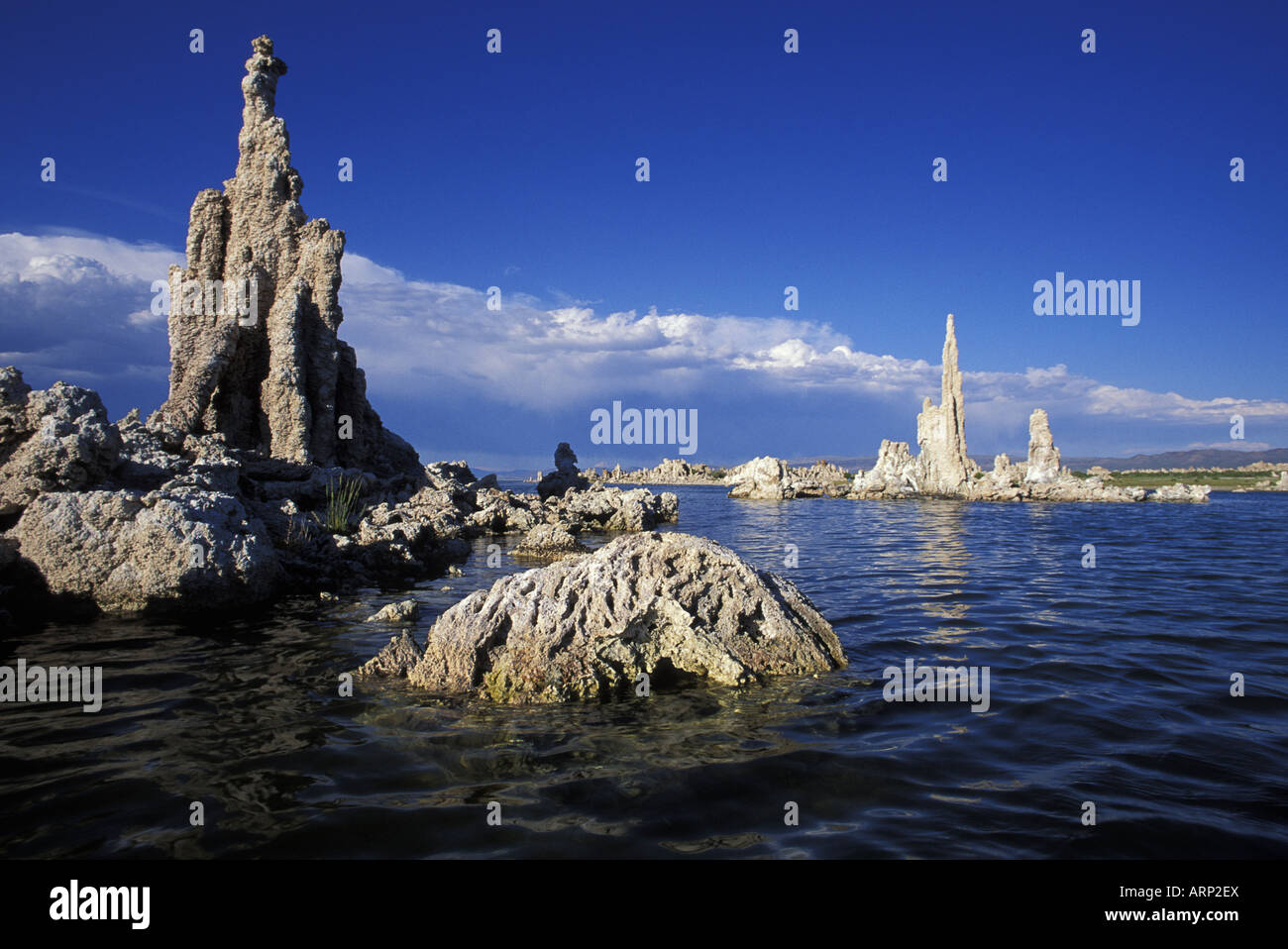 USA, California, Mono Lake tufa Formations, east of Sierra Mountains Stock Photo