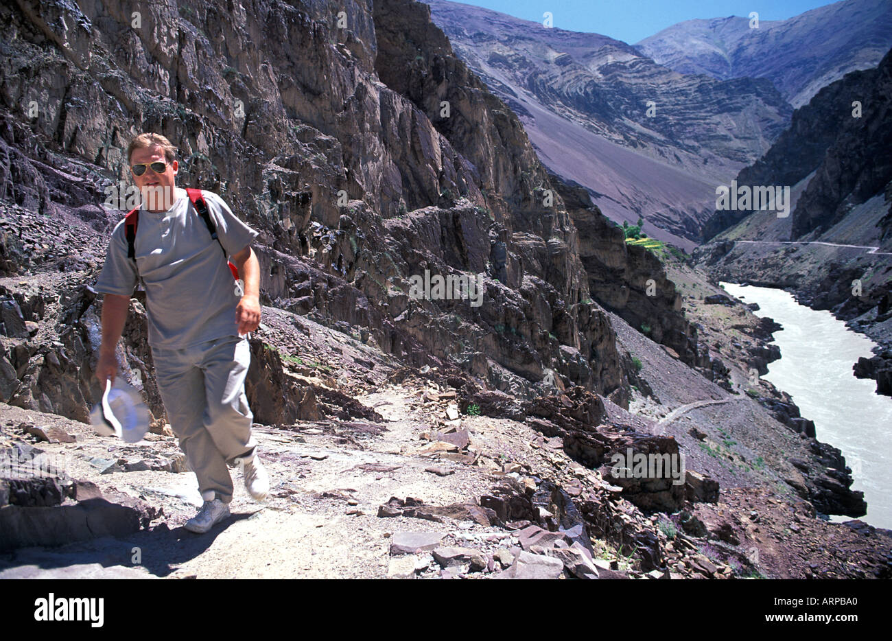 Trekking in Ladakh alongside the Zanskar and Indus rivers close to their convergence Jammu Kasmir Northern India Stock Photo