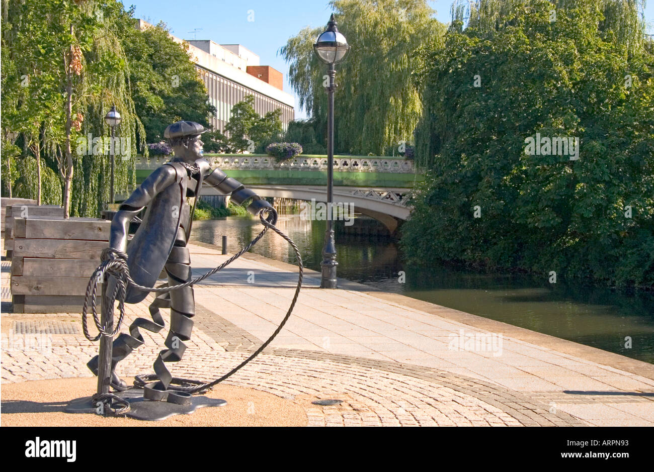 The Bargeman Sculpture Town Wharf Guildford England Stock Photo Alamy
