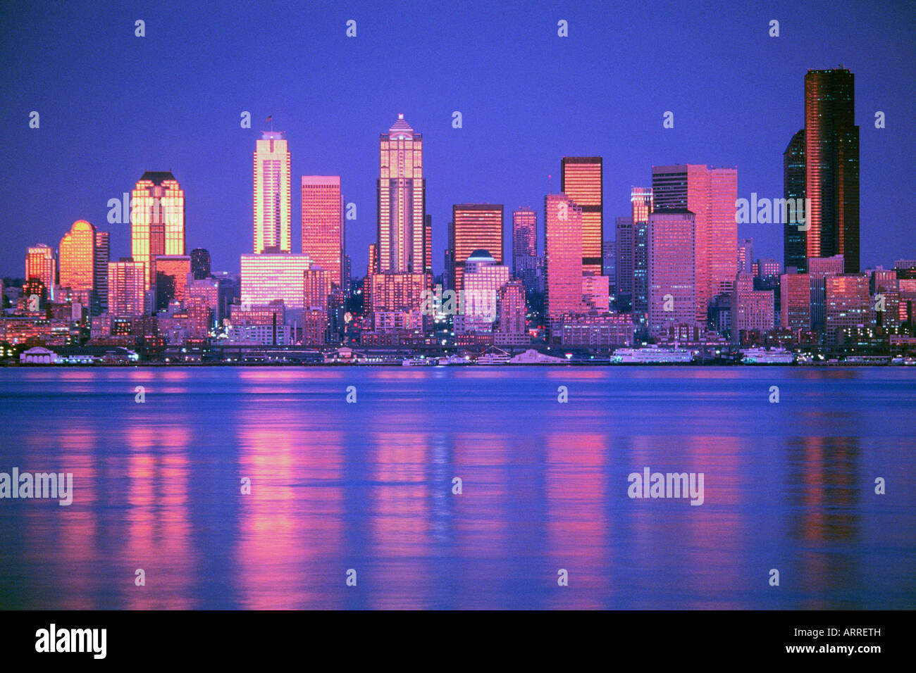 Seattle Skyline at night Stock Photo - Alamy