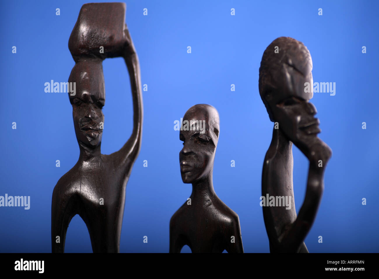 African wood carvings hi-res stock photography and images - Alamy
