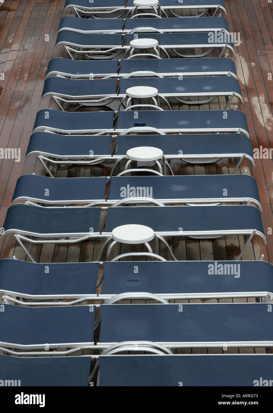 Ship sun deck hi-res stock photography and images - Alamy