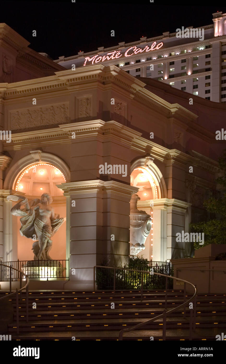Statues on the strip, Las Vegas Stock Photo Alamy
