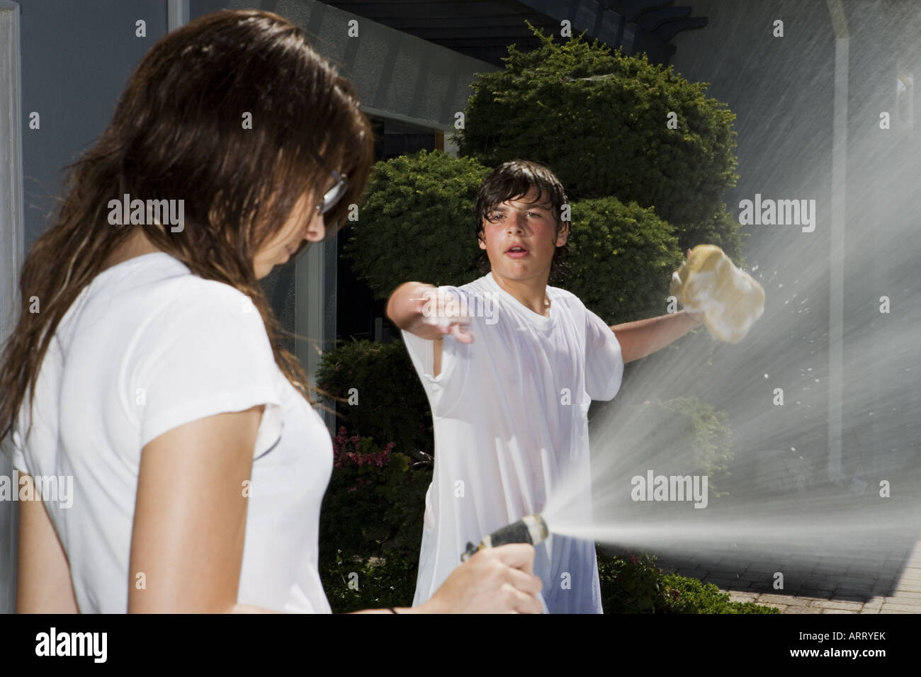 Sponge throw hires stock photography and images Alamy