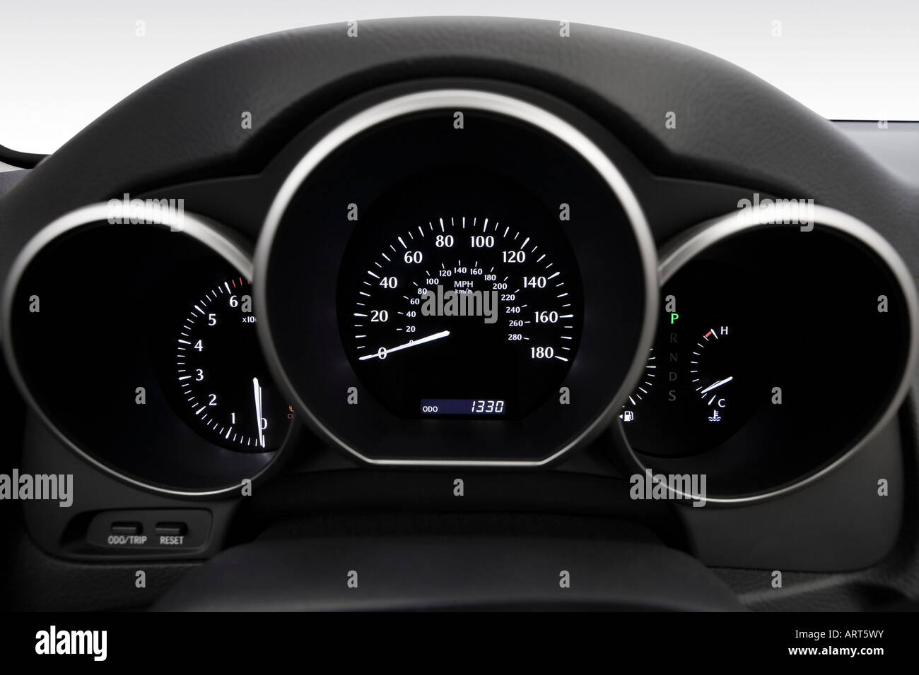 2008 Lexus SC SC430 in Gray Speedometer/tachometer Stock Photo Alamy