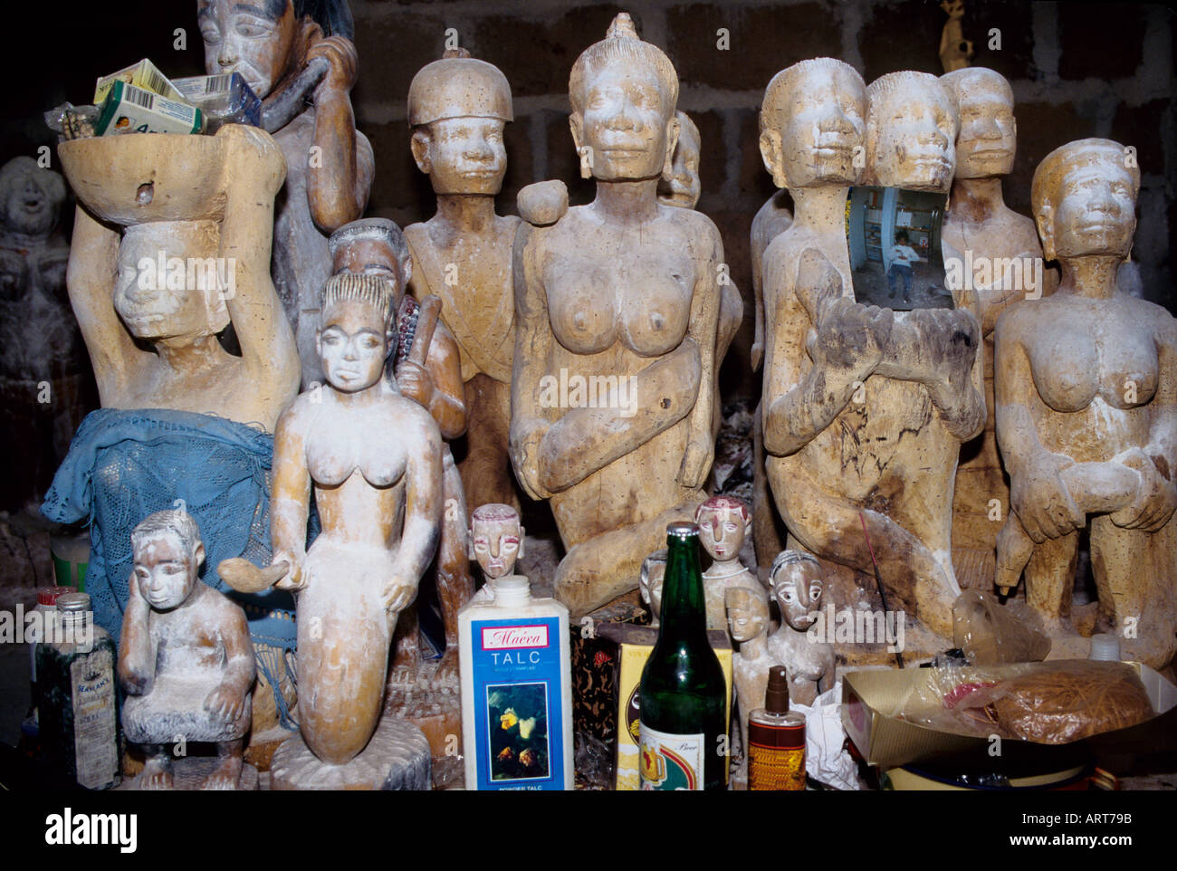 A Mami Wata altar in the Mono district of Benin Ein Mami Wata Altar in der Provinz Mono Benin  Stock Photo