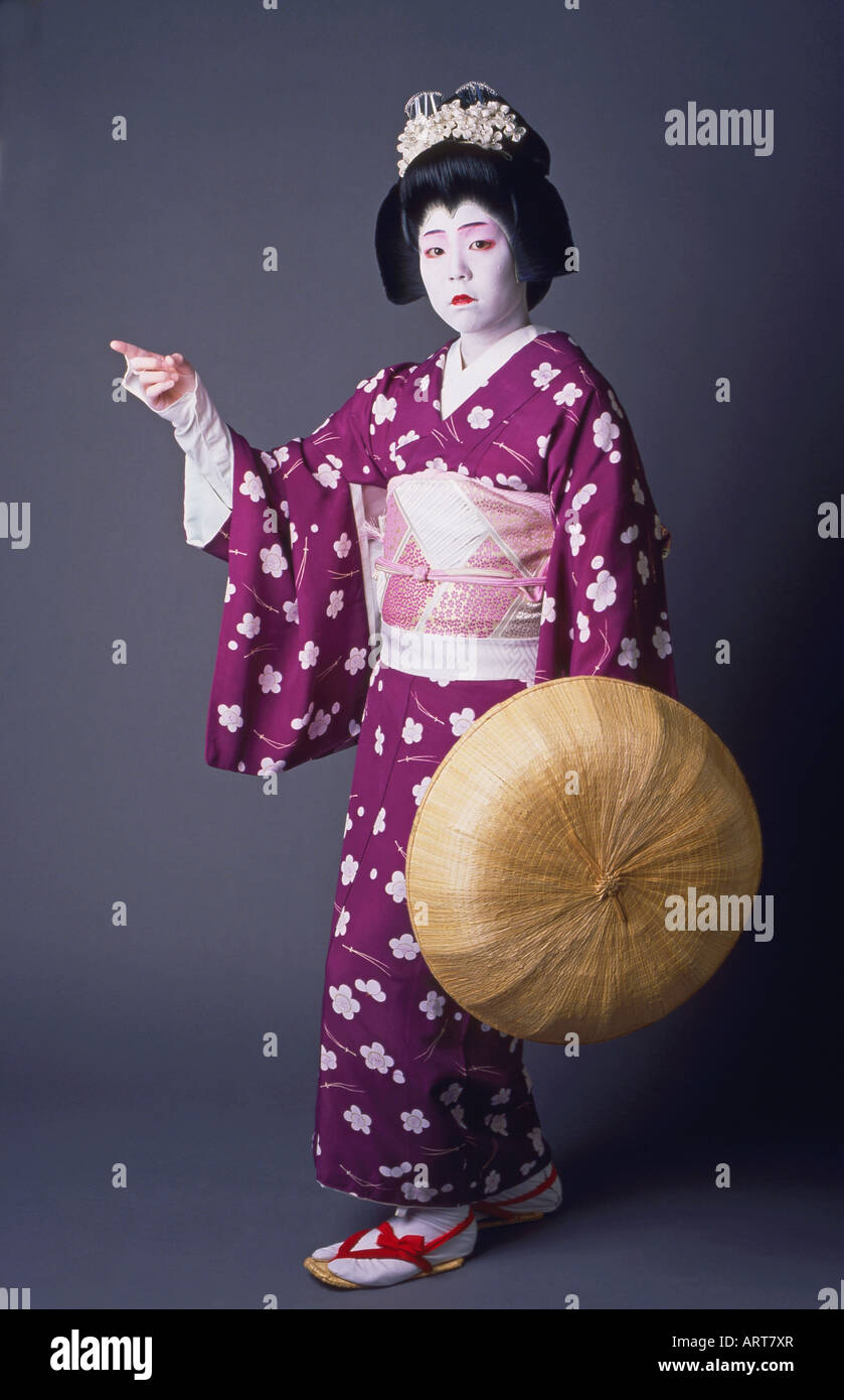Japanese Nihon Buyo, Kabuki Dancer Stock Photo Alamy