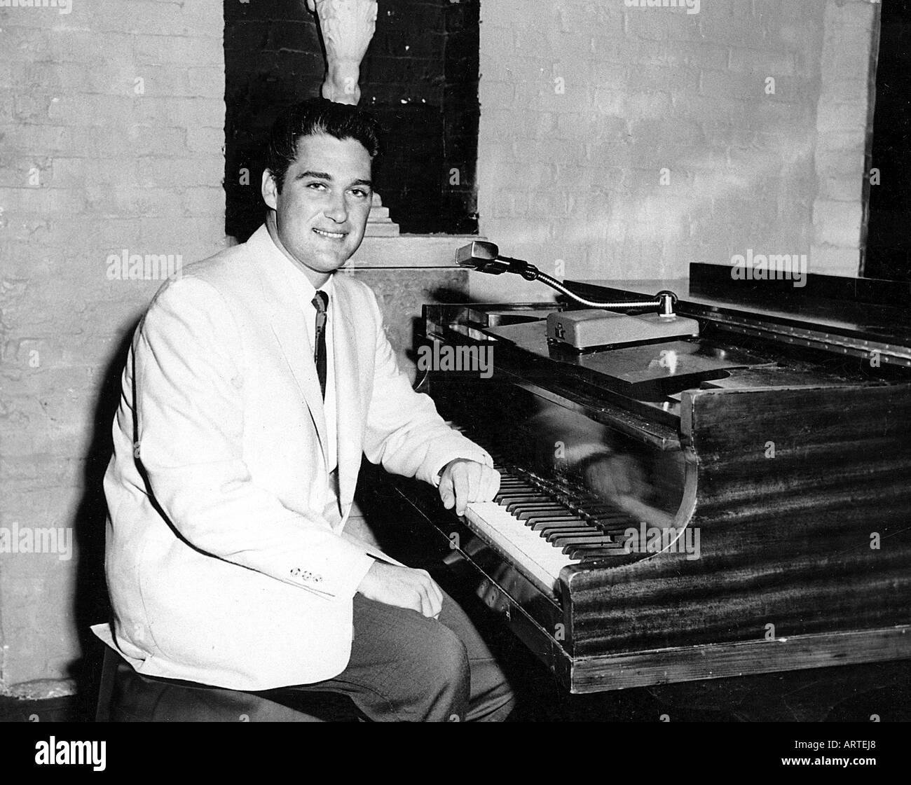 Charlie Rich Us Musician In July 1968 Stock Photo - Alamy