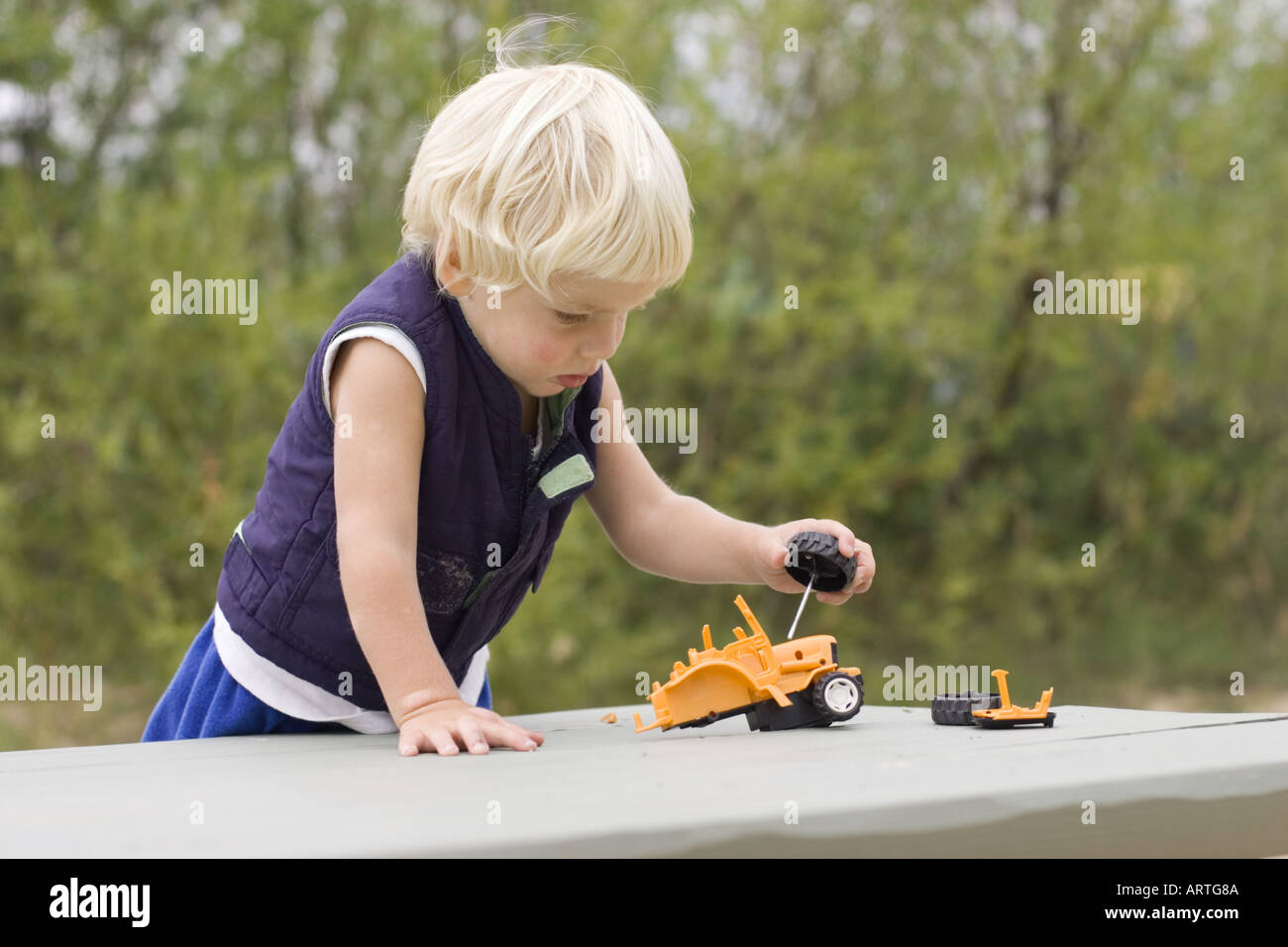 Child With Broken Toy High Resolution Stock Photography and Images Alamy