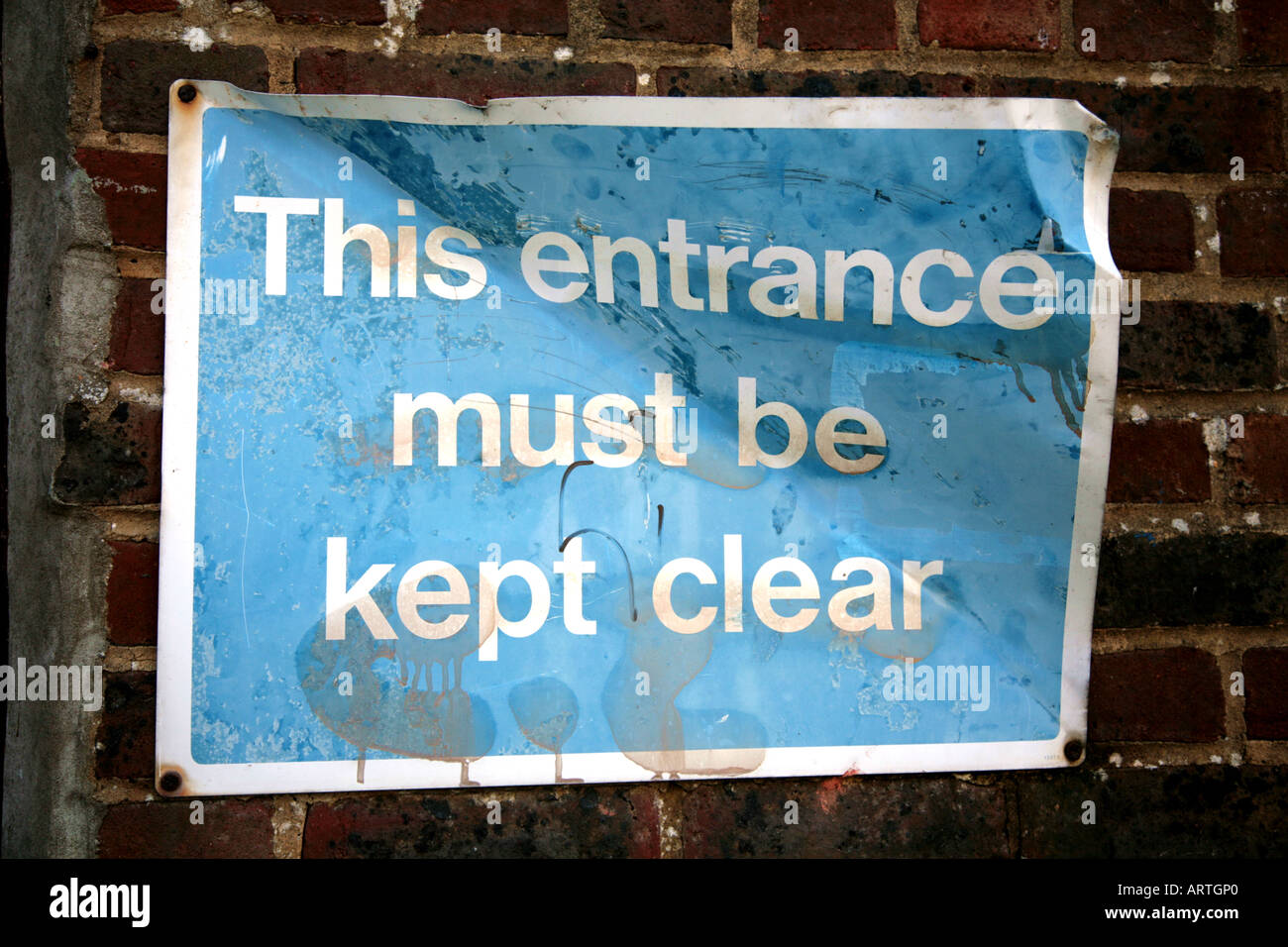 keep entrance clear sign Stock Photo Alamy