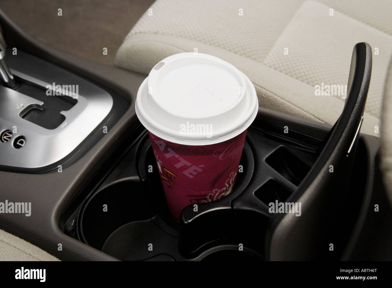 Nissan Altima: Cup holders Nissan Altima: Cup holders