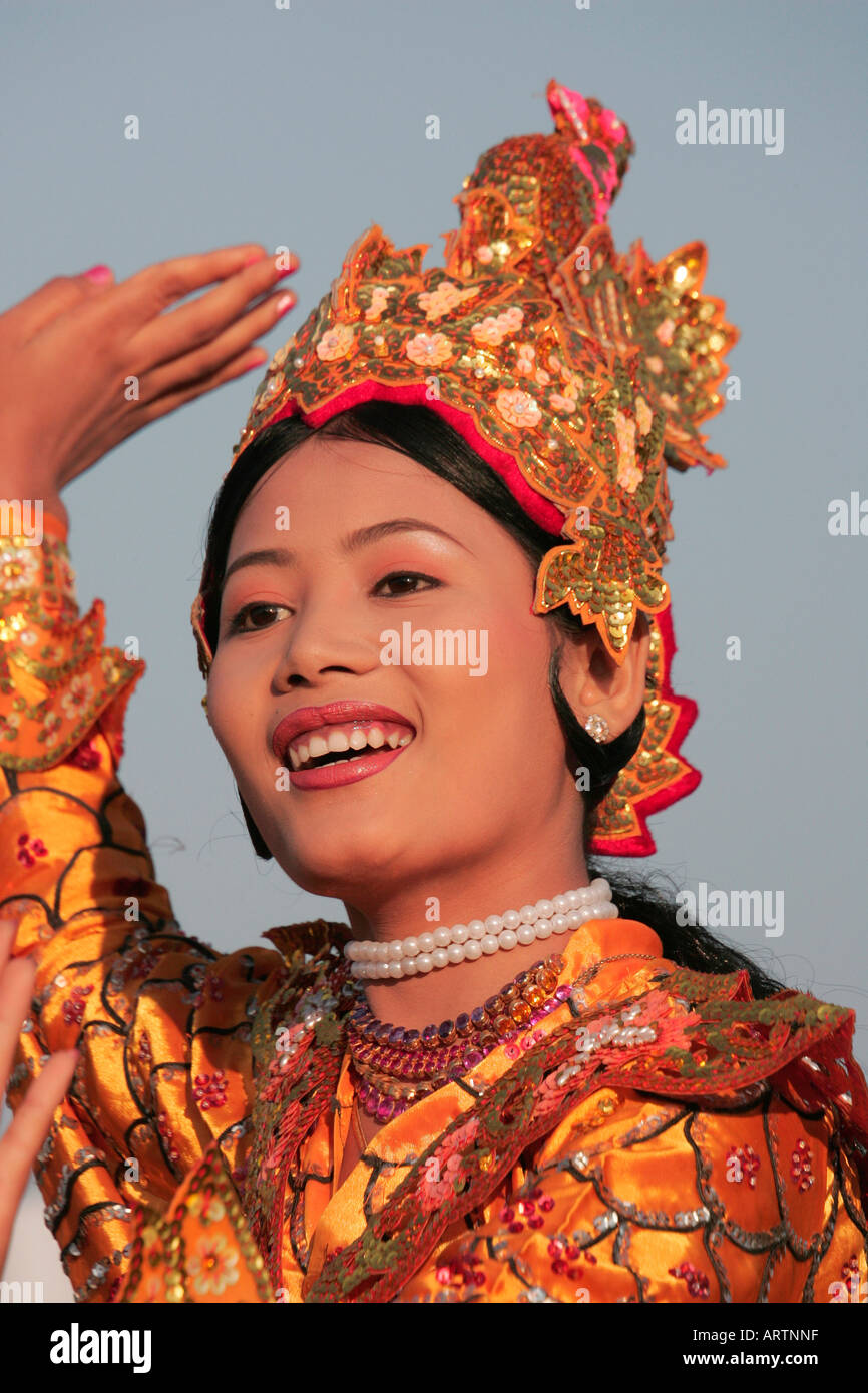 Traditional Mon Dancer Performing At A Pwe In Moulmein Mon State Lower Burma Myanmar Stock Photo Alamy Traditional Mon Dancer Performing At A Pwe In Moulmein Mon State Lower Burma Myanmar Stock Photo Alamy