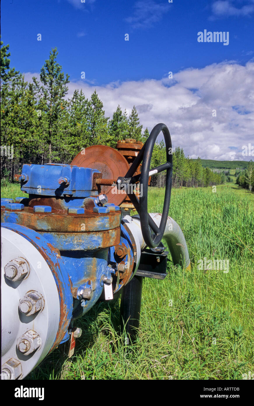 Sweet Gas Pipeline valve Stock Photo Alamy