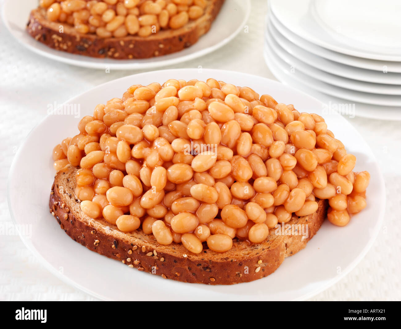 BAKED BEANS ON TOAST Stock Photo Alamy