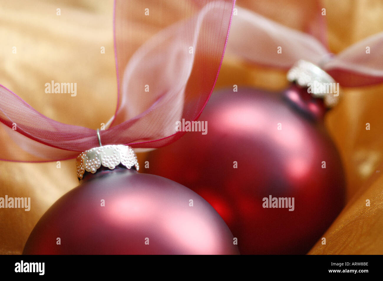 Red Christmas ornament with a silky background and a softly diffused