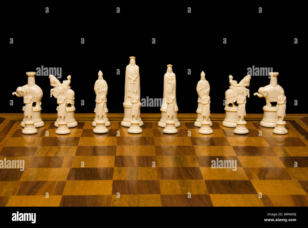 The Emperor Series Chess Pieces , Pearl White & Royal Blue Lacquered, 4.4  King