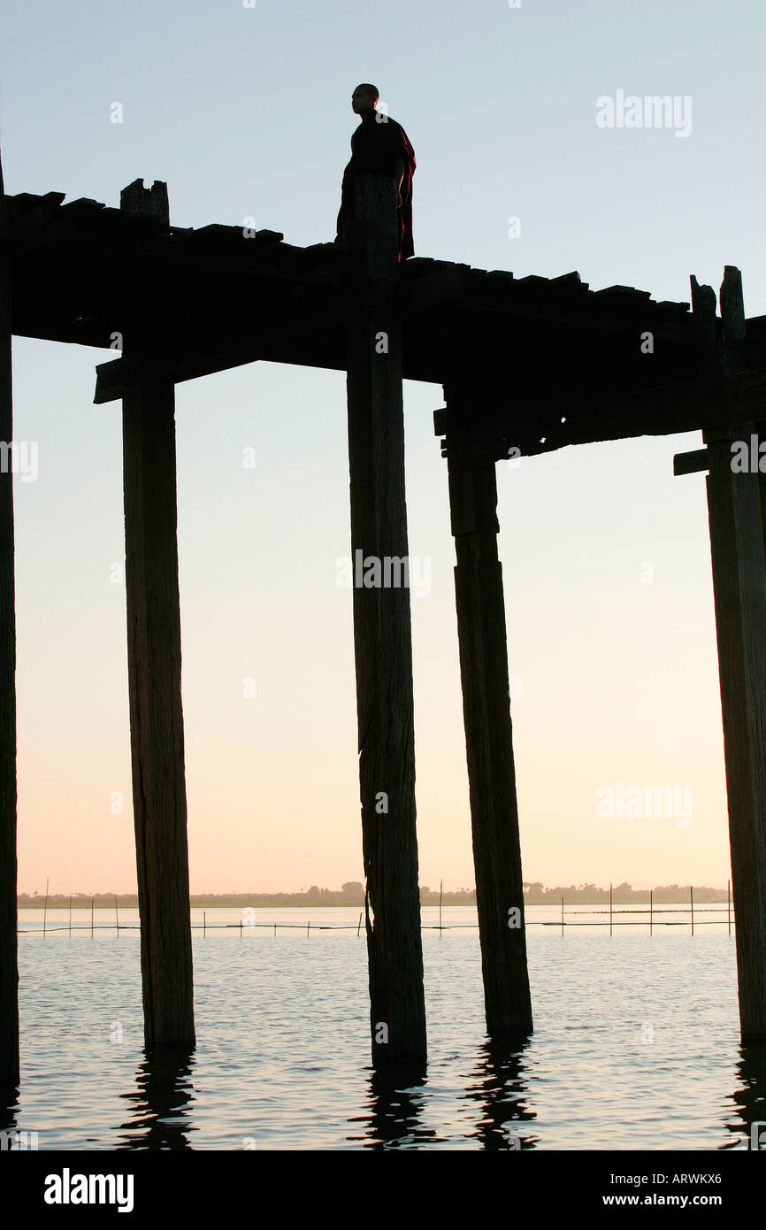 Monk crossing u beins bridge hi-res stock photography and images - Alamy