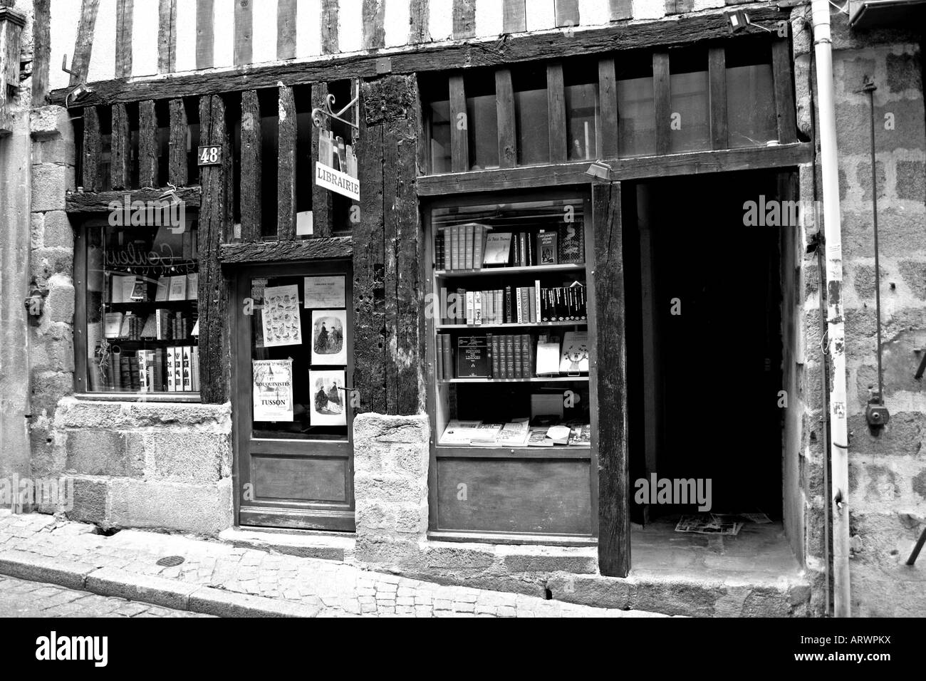 Limoges buildings Black and White Stock Photos & Images Alamy