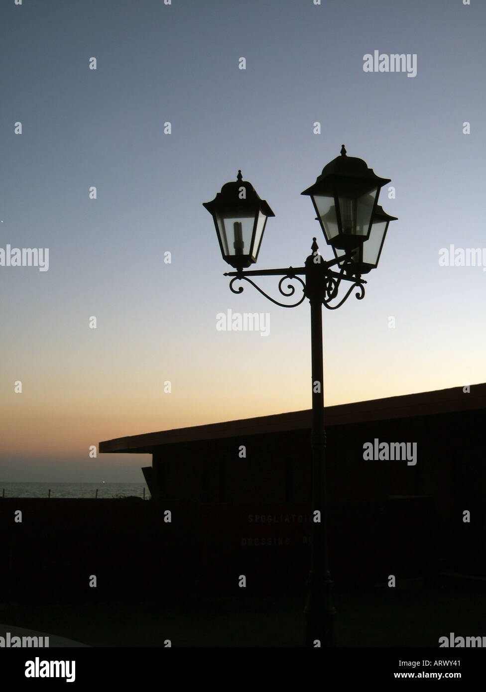 beach resort roof and lamp post at night Stock Photo Alamy