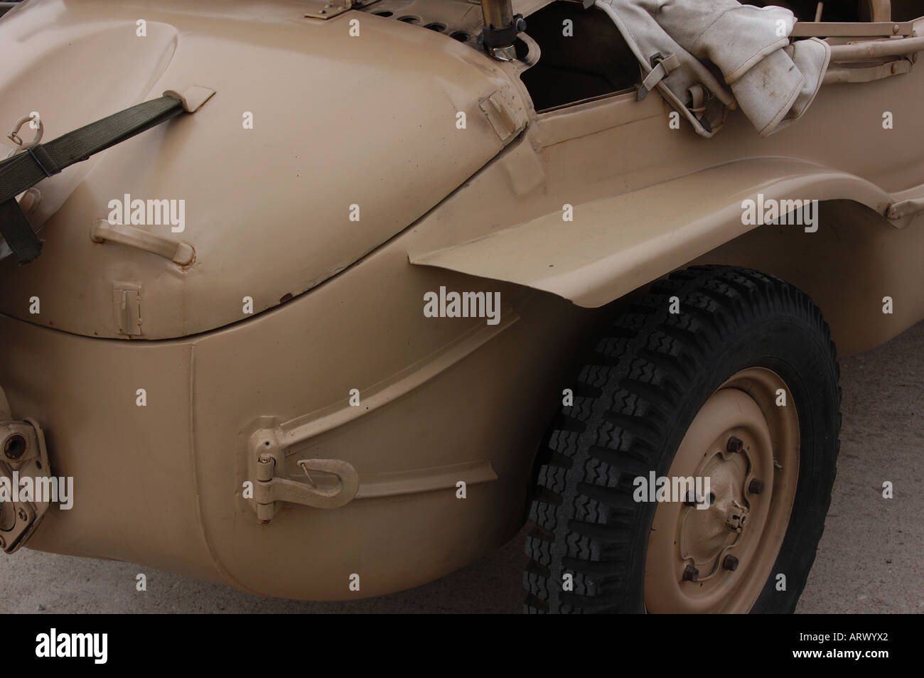 Vintage military vehicle hi-res stock photography and images - Alamy