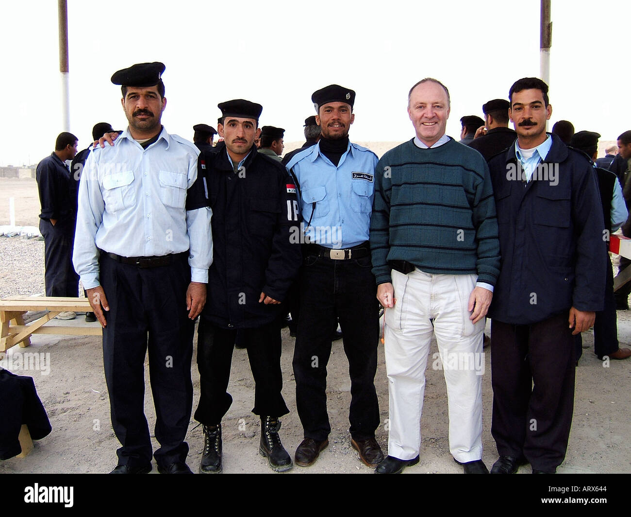 Basra Iraq iraqi irak iraqi police recruits with british member of parliament Stock Photo