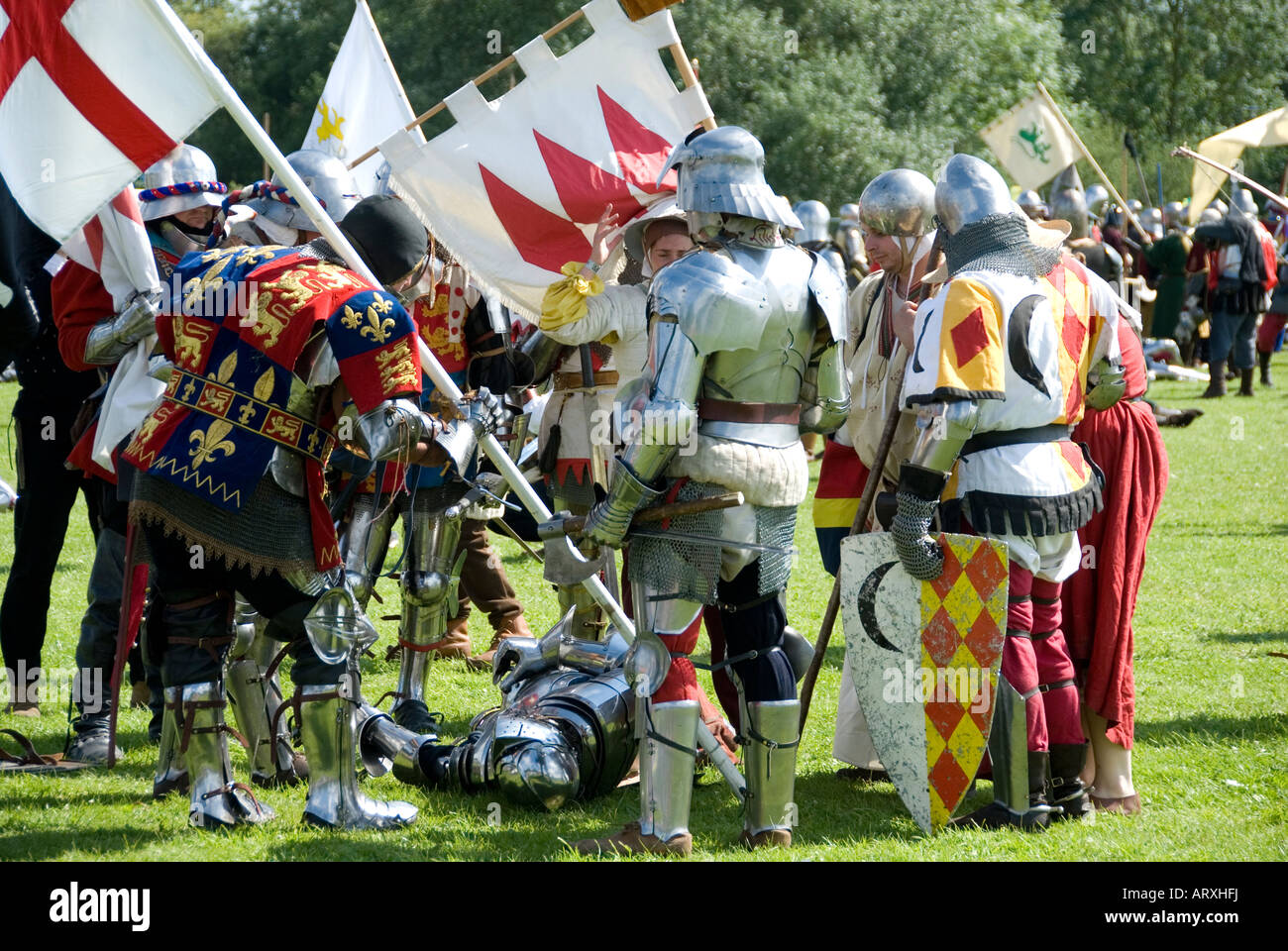 King and Troops Inspect the Dead Body of his Slain Enemy on Battlefield Renactment Historic Tewkesbury Battle 1471 England 2007 Stock Photo