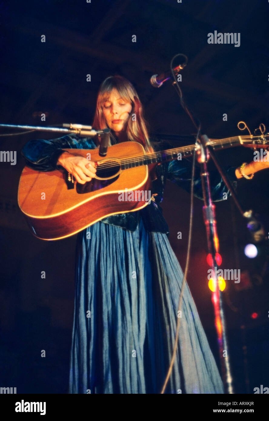 Joni Mitchell performs at Benefit against James Bay Hydro project 1973 Montreal, Quebec, Canada Stock Photo