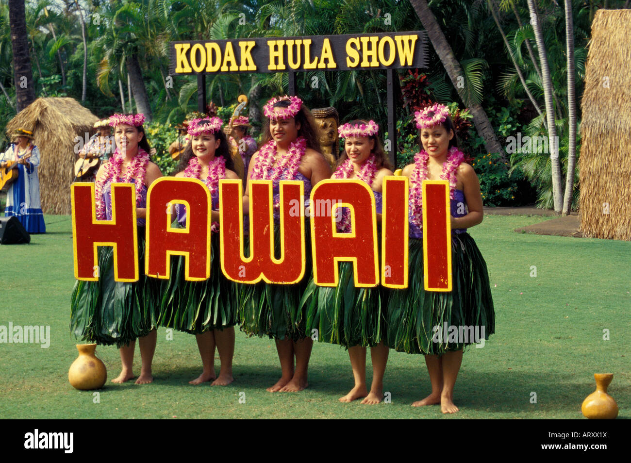 Kodak Hula Show at Waikiki on Oahu Stock Photo Alamy
