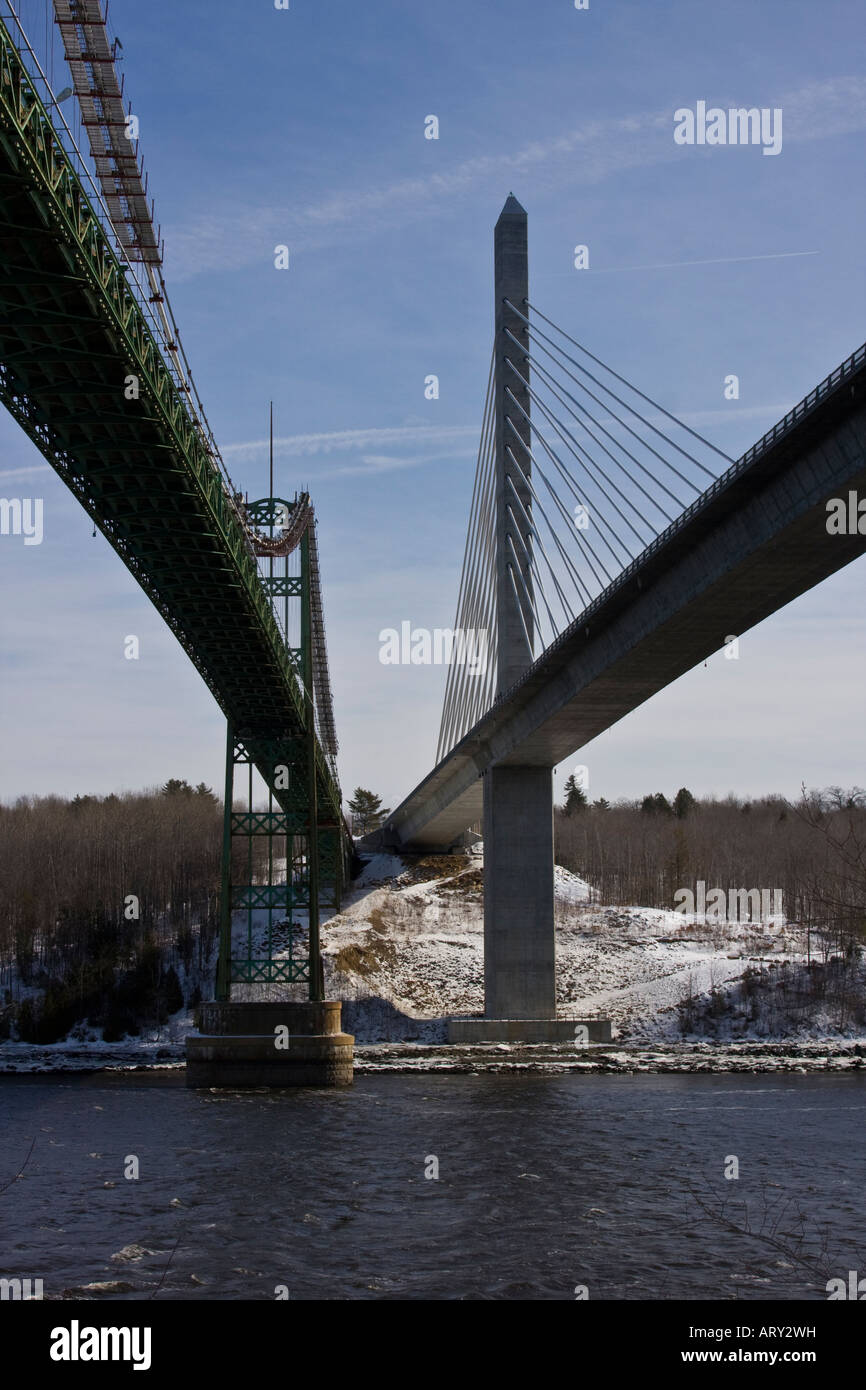 Bridge river winter maine hi-res stock photography and images - Alamy
