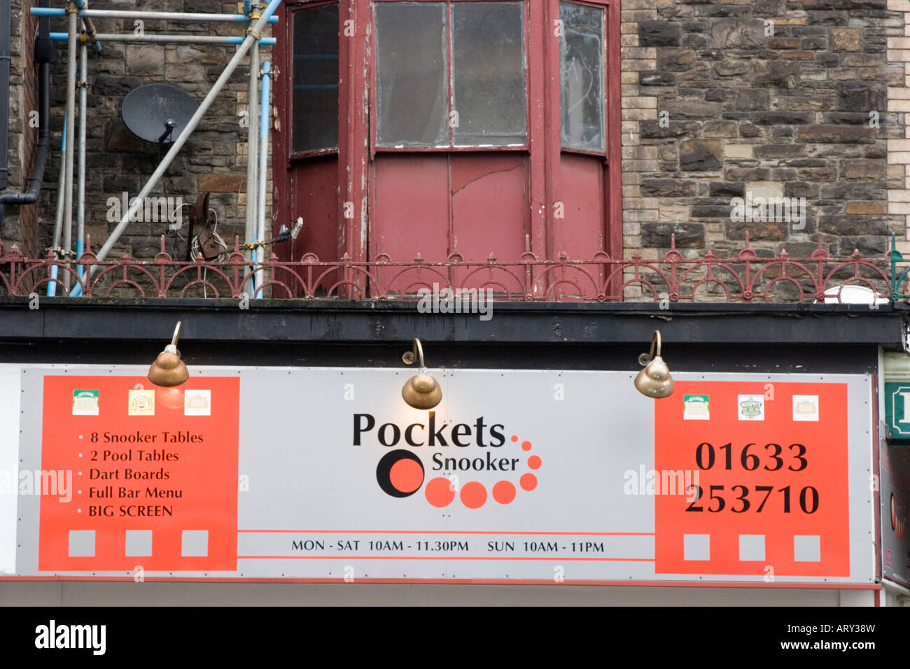 Pockets snooker club in Newport Stock Photo Alamy
