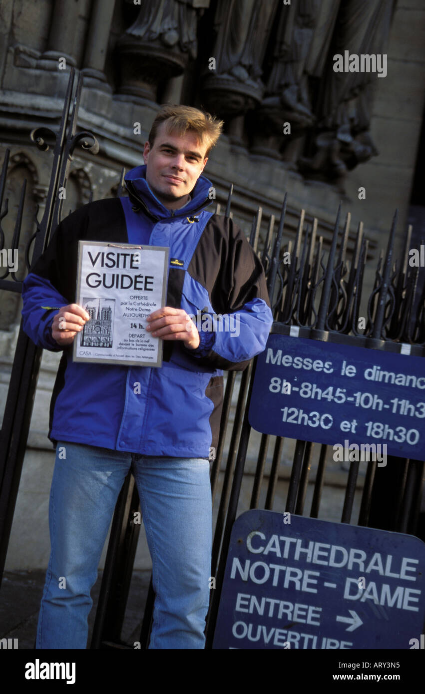 Paris clandestine climbing of Notre Dame by night Stock Photo Alamy
