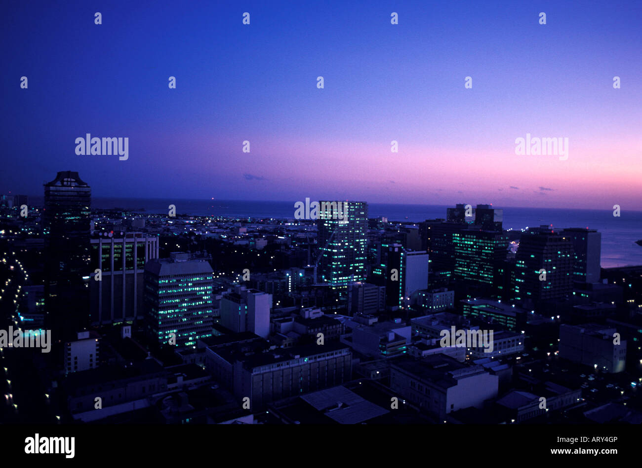 Skyline and buildings of downtown Honolulu Stock Photo - Alamy