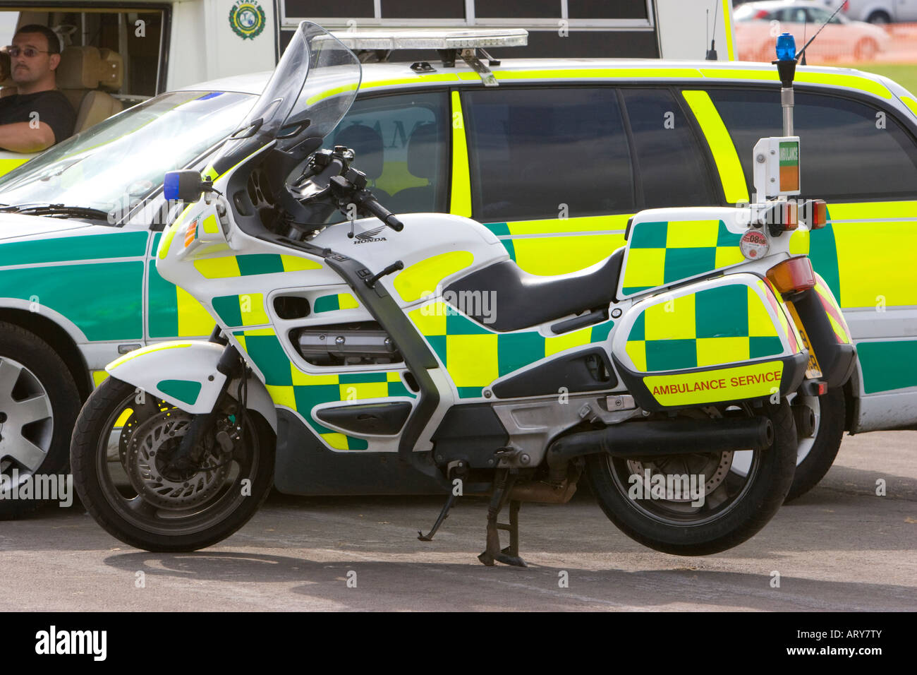 Paramdeic's fast response emergency ambulance motorbike Stock Photo - Alamy