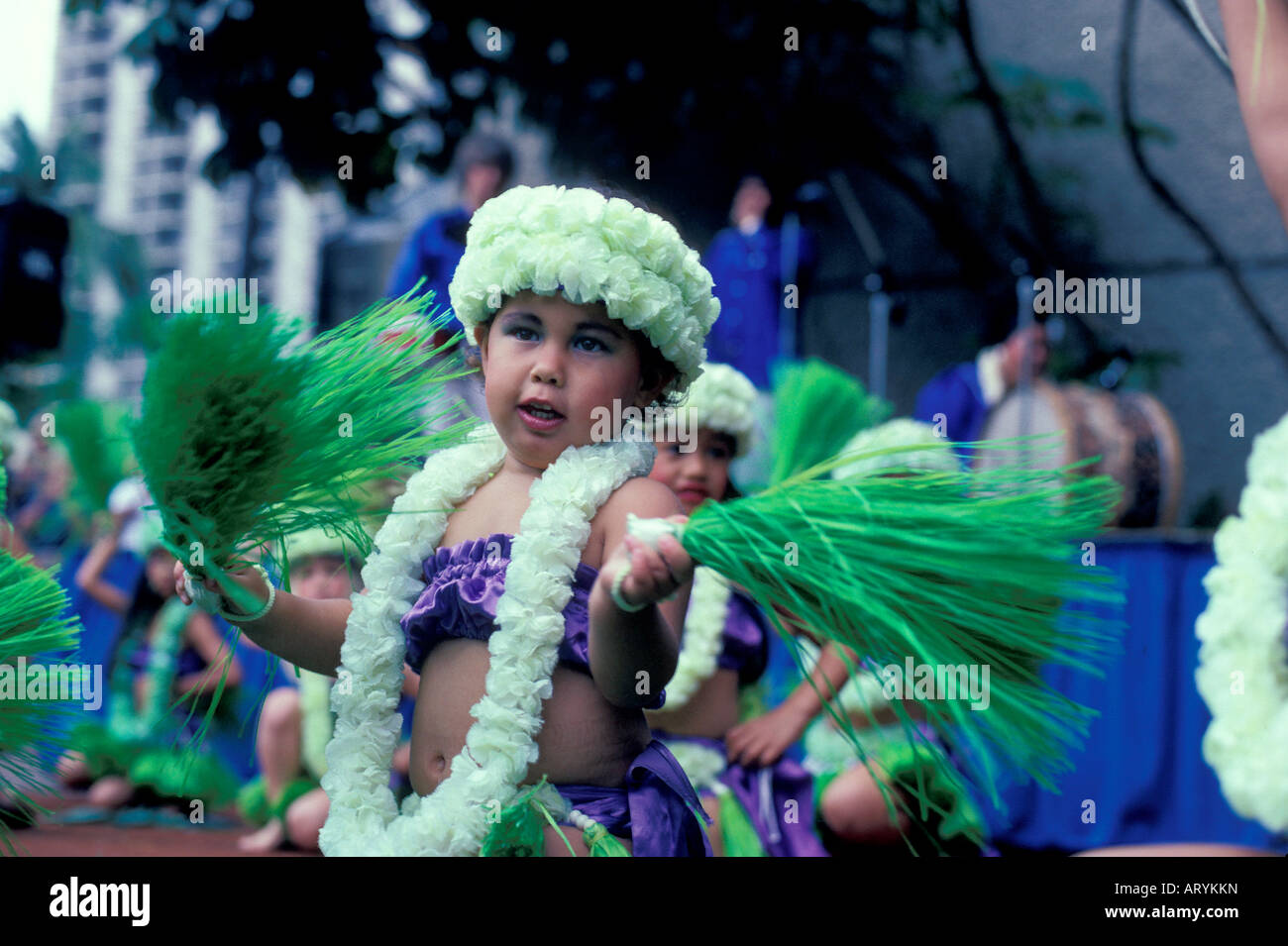 Editorial Only Young Hula Dancer At Royal Hawaiian Shopping