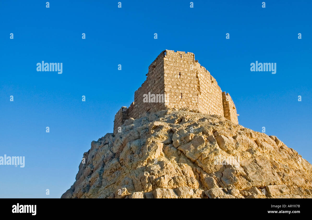 Arab Castle, Qalaat Ibn Maan, overlooks Palmyra, Central Syria, Middle East. DSC 5782 Stock Photo