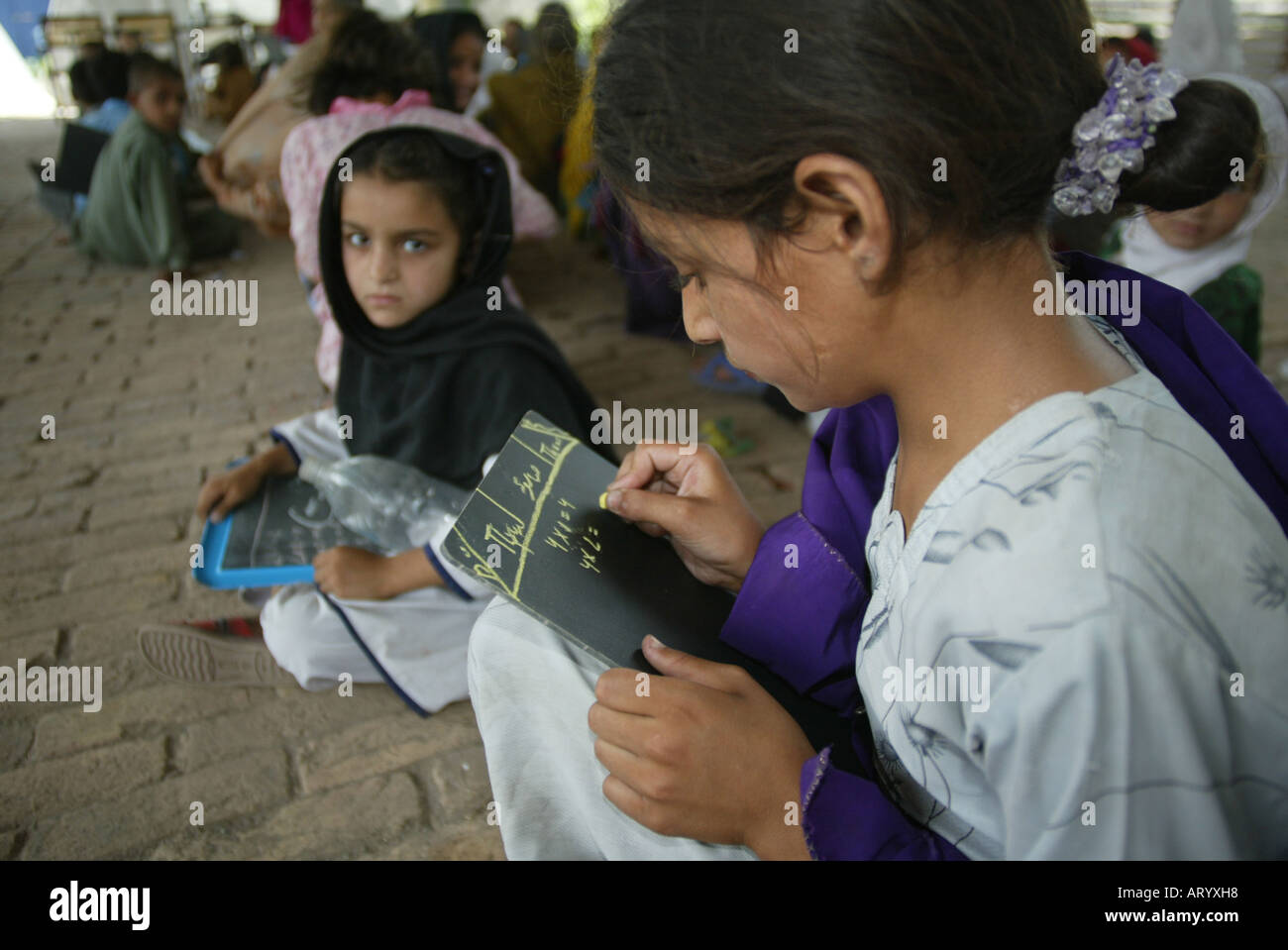 students in school Pakistan Stock Photo - Alamy