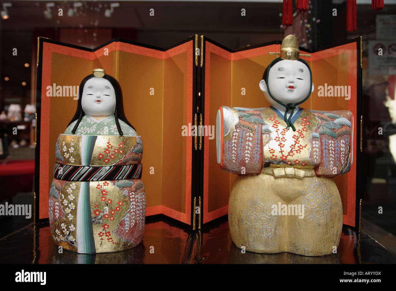 Japan Kansai Kyoto japanese dolls puppets handicraft shopping Stock Photo Alamy