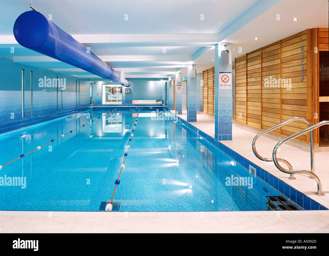 Olympic swimming pool hi-res stock photography and images - Alamy