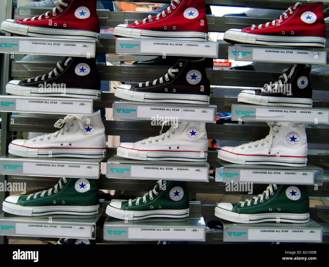 Converse chuck taylor hi res stock photography and images Page 4 Alamy