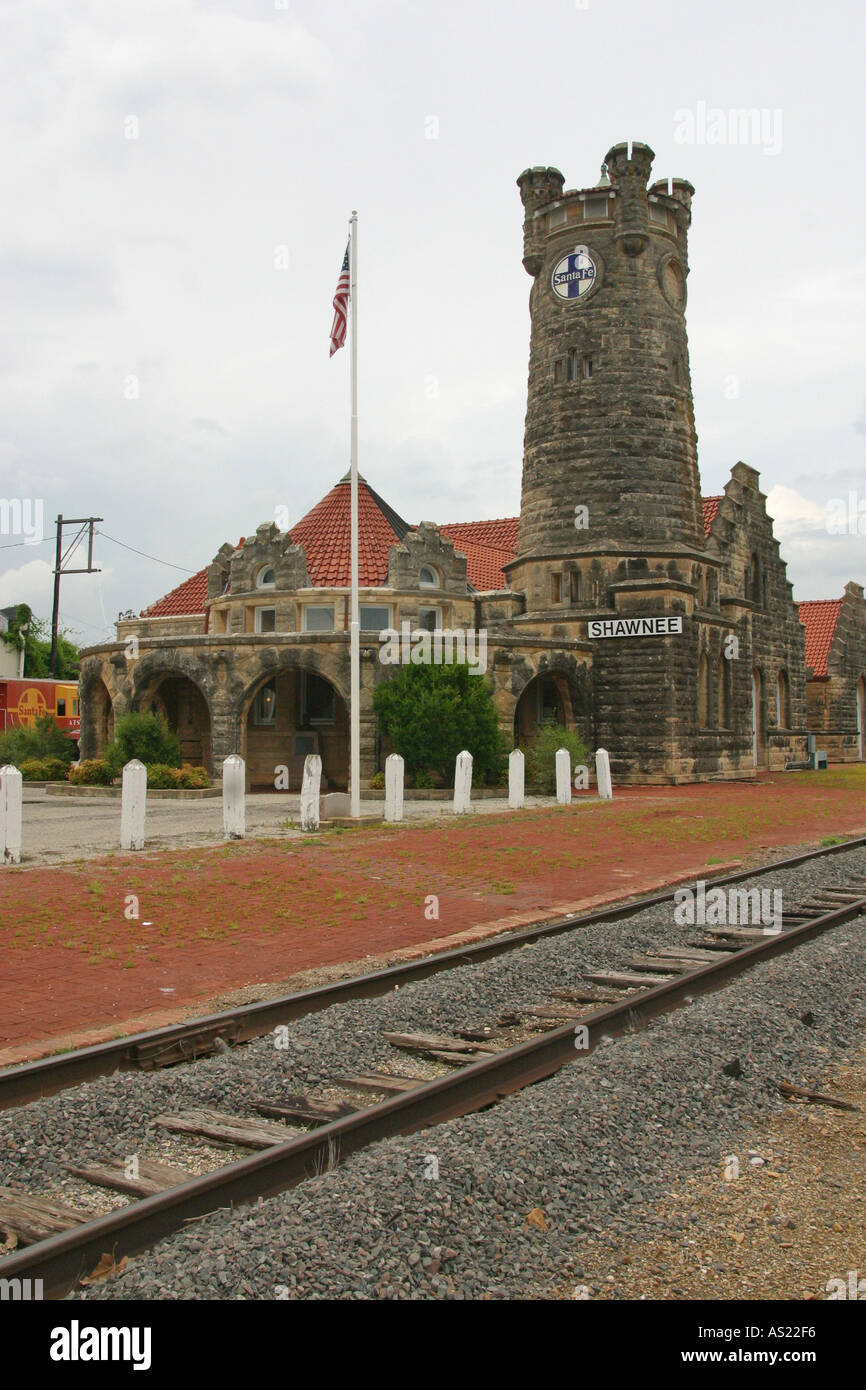 Shawnee Railroad station Oklahoma USA Stock Photo Alamy
